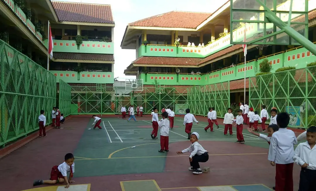 sekolah